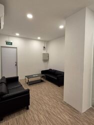 Westway (D5), Retail #569583271